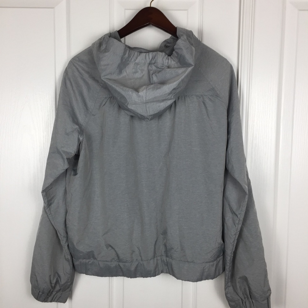 Forever 21 Large Lightweight Silver Jacket - image 5